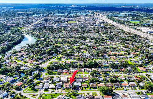 6-BD 3-BA Dreamy Vacation Retreat in Coral Terrace - Foto 50