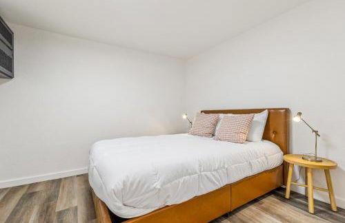 Venture at Route 66 - Photo 58