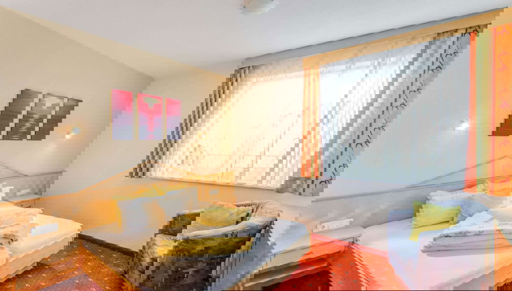 Apartment in Tyrol in an Attractive Area - Foto 1, Profilbild