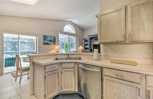 Less Than 5 Mi to Disney Parks Spacious Home with Lanai - Foto 11