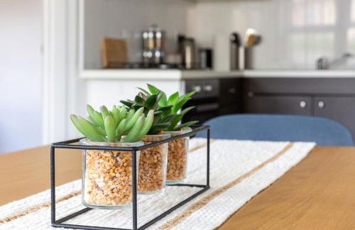 Lovely 2 Bedroom 2 Bathroom Apartment with Parking - Foto 15