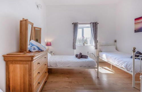 Pembrokeshire Near Beach With A Hot Tub - Foto 8