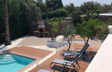 Pool Oasis with Mountain Views - Foto 3