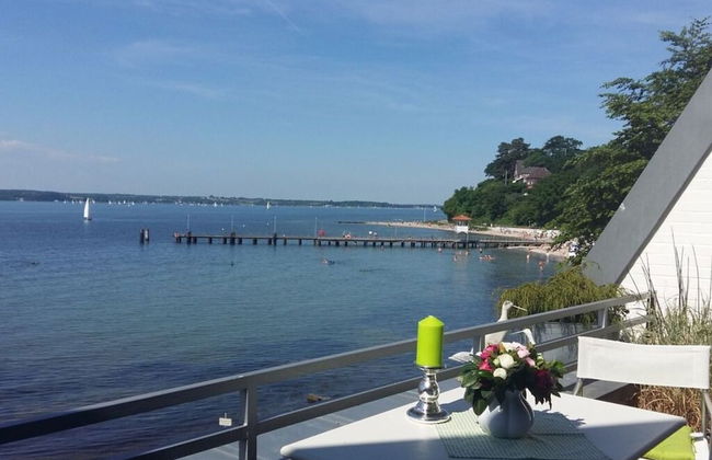 Sea View Modern Retreat - Photo 23