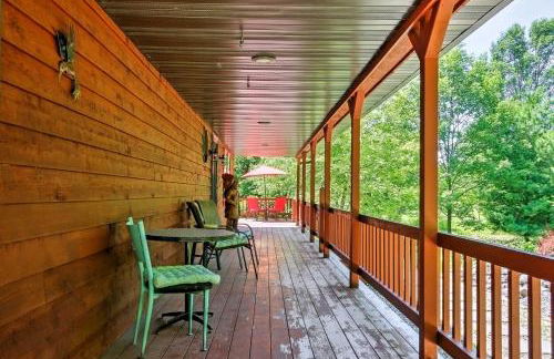 Roomy House on 2 Acres - 2 Mi to Egg Harbor Beach! - Foto 2