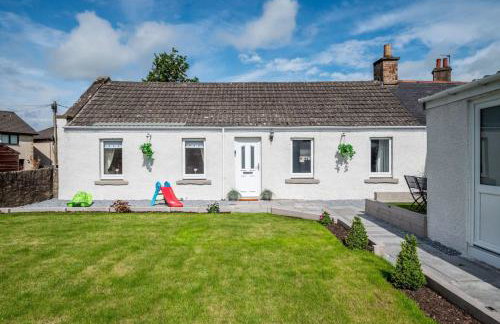 Charming Forfar House and Hot Tub - Foto 40