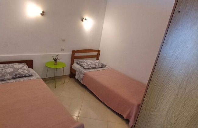 More 1 - sea Front - SA1 - Photo 9