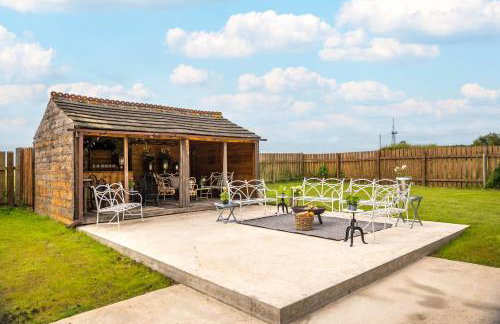 Large Country Cottage, Sleeps 8 - Spa Facilities, Garden Bar, Catering Services, Free Parking, Nature Reserve, Hen Parties - Foto 77