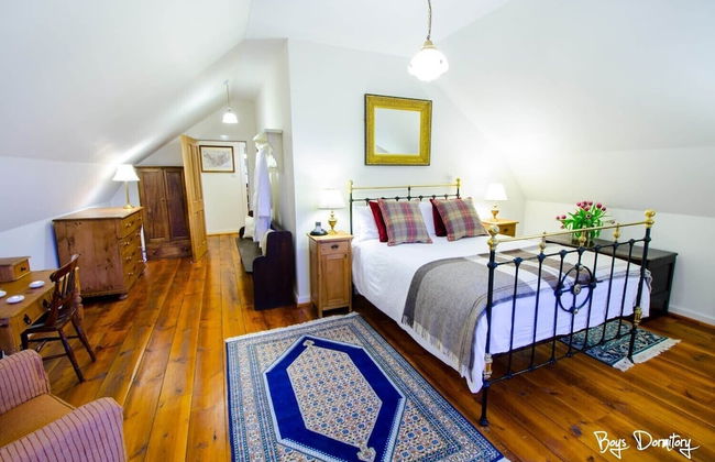 The Boys Dormitory - Foto 2