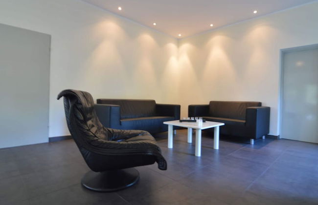 Modern Villa With Sauna, Right Next to the Lake - Photo 11