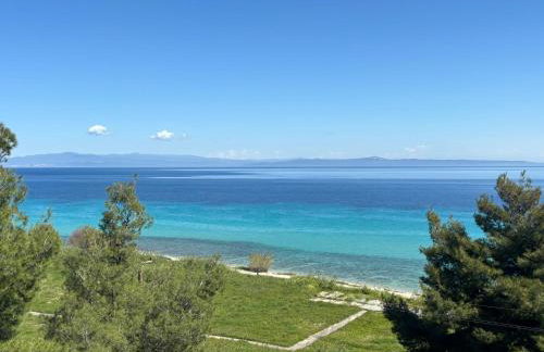 First in the sea with amazing view house - Photo 15