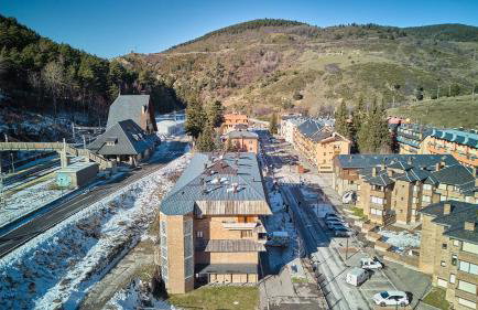 Acogedor apartamento en La Molina con vistas - Photo 37
