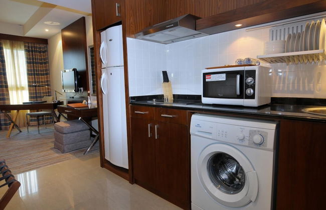 Phoenix Plaza Hotel Apartments - Photo 25