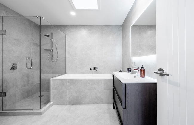 Sunrise Garden Suites - Photo 36