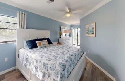 Perfect Beach Getaway with Bay Views & Boat Dock & Trailer Parking - Foto 12