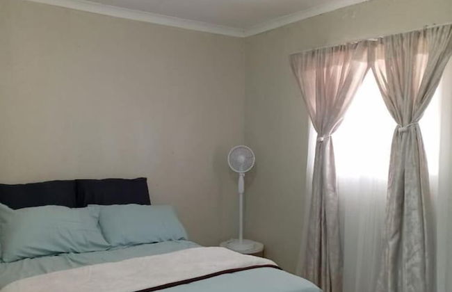 Zone 4 Motel and spa - Photo 1