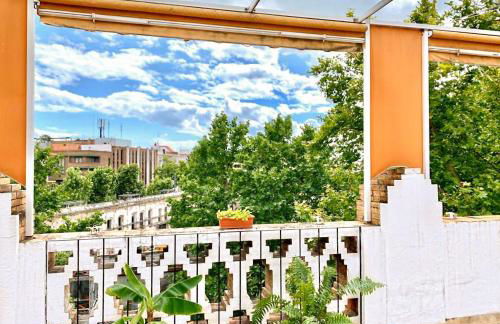 Charming 2 Bedroom Boutique Triplex Apartment with Private Terrace at Seville City Center by OCityzen - Foto 30