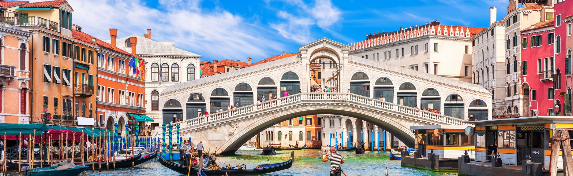 Paseo en góndola por los canales de Venecia con audioguía