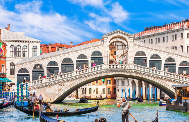 Passeio de gôndola pelos canais de Veneza com audioguia - Foto 1