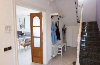 2 Private Abodes in One Magnificent Villa! - Foto 30