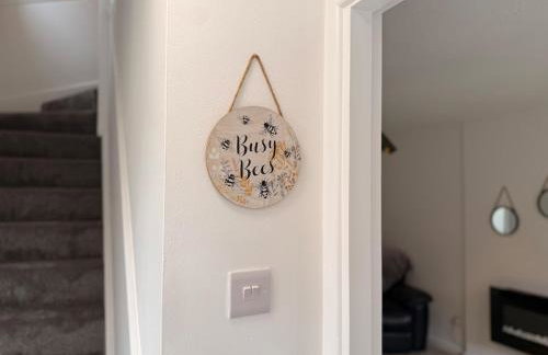 Woody Bank 3 Bed Sleeps 5 Parking WiFi Contractors - Foto 10