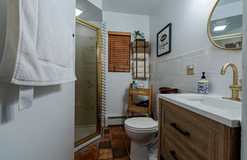 Bethel Escape Hot Tub 4 beds Game Room and Fire pit Fully Stocked Kitchen - Foto 49