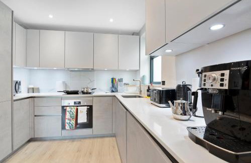 Spacious, 3 bedroom, 2 bathroom, Surbiton - Foto 9