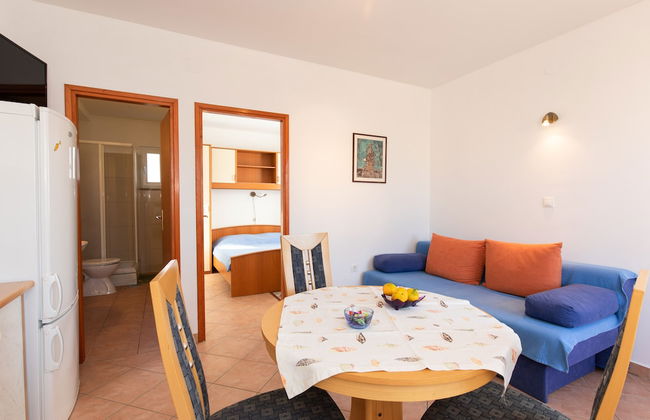 1-bedroom Apartment in Krk - Steps From the Beach! - Foto 7