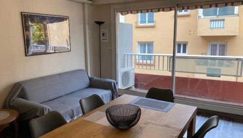 F3 lumineux avec terrasse, garage, clim et ascenseur à 500m du centre et 800m des thermes - FR-1-703-85 - Foto 2