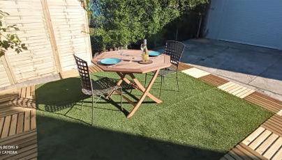 le Globe Trotter - Aux Portes d'Alès - Foto 1, Garden, Garden view