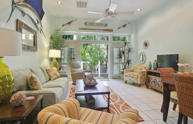 Key West Found by Avantstay Close to Shops w/ Patio & Shared Pool! Week Long Stays Only - Foto 1