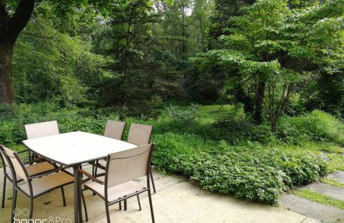 Contemporary 3 Bedroom Apt with Sauna in Woods - Foto 7