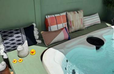 Apartment w hot tub forest & ocean view - Foto 10