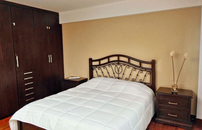 Minimalist Apartment - Photo 3