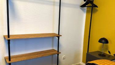 bee Design Apartment + Zentral + Küche + Parken - Foto 5, wardrobe