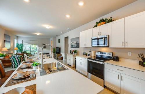 Near River & Parks: LaBelle Family Home w/ Patio - Photo 10