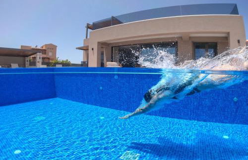 Imperium Luxury Villas-Sauna, Jacuzzi, Heated Pool & Gym-Chania - Photo 46