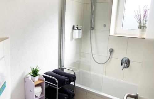 Perfekt für 1, 2 und bis zu 6 Personen - Nah am Flughafen, Frankfurt City, Wiesbaden und Rüsselsheim - Foto 10