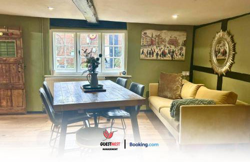 2BDR Cottage By Guest Nest Management In Horsham With Free Parking - Photo 1