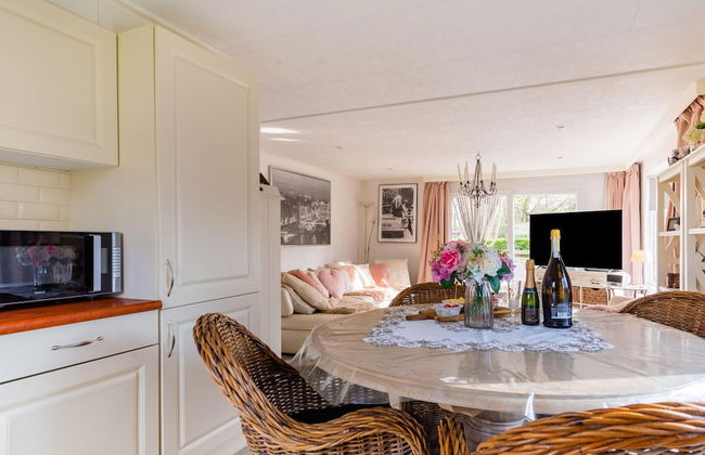 Chalet Near De Braakman Nature Reserve - Foto 18