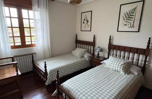 Los Picos - Casa rural con jardín - Foto 5