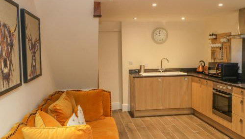 Swallows Return - Foto 4