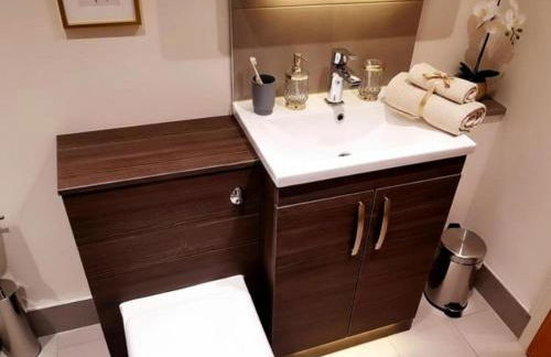 De-Vollard Cottage, Cozy Countryside Cottage Retreat - Photo 12