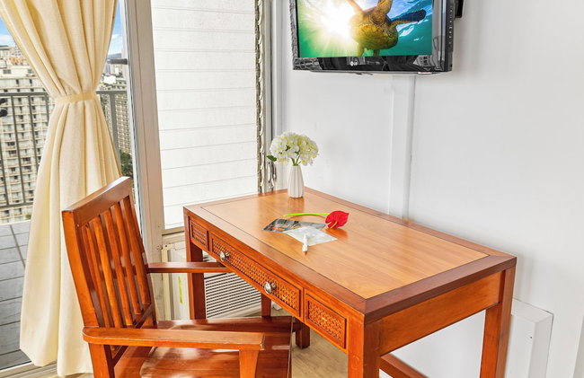 Pacific Monarch - 1 BR - Ocean and City Views! - Photo 23