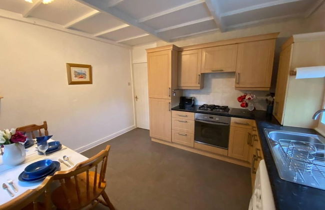 Quiet Secluded two Bedroom Bungalow With Parking - Foto 11