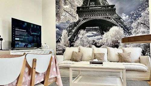 PARIS CITY-Le Raincy - Facing station - 4 to 8 Pers - Foto 5