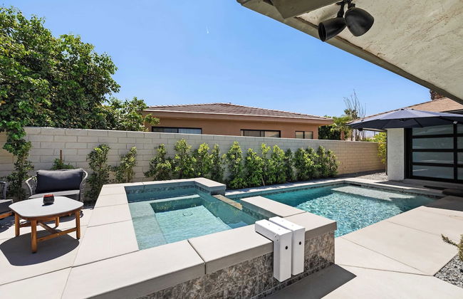 Golf Course-front Views, Pool+hot Tub, Patio Modern Edgy House by Avantstay - Foto 4