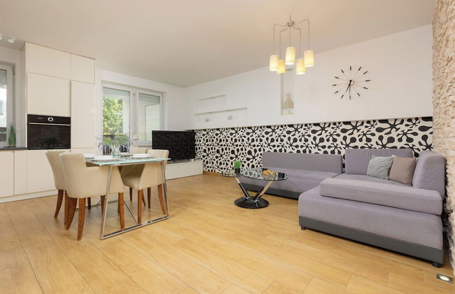 Spacious Targowek Apartment by Renters - Foto 7