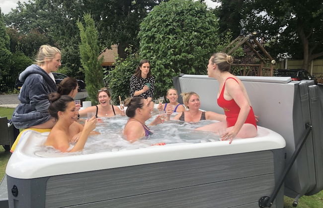 Immaculate 4-bed Apartment in Bournemouth & spa - Foto 1