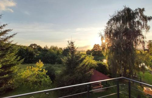 The hills at river - Foto 25